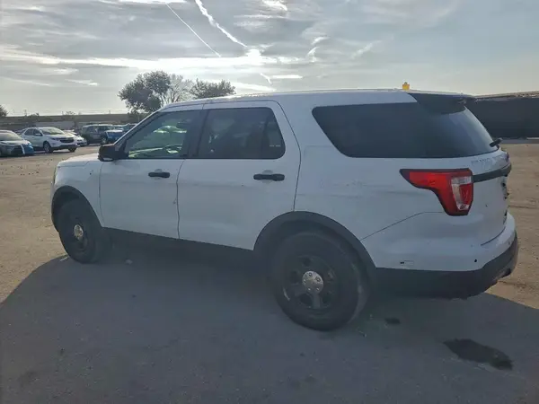 1FM5K8AR6HGD58620 2017 FORD EXPLORER - Image 2