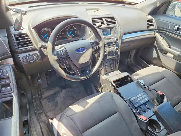 1FM5K8AR6HGD59752 2017 FORD EXPLORER - Image 8