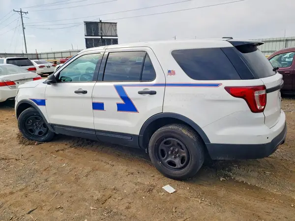 1FM5K8AR6HGE14958 2017 FORD EXPLORER - Image 2