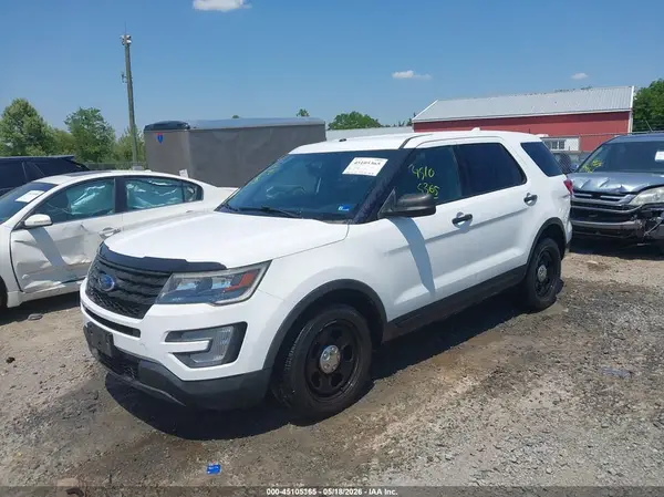 1FM5K8AR6HGE26057 2017 FORD EXPLORER - Image 2
