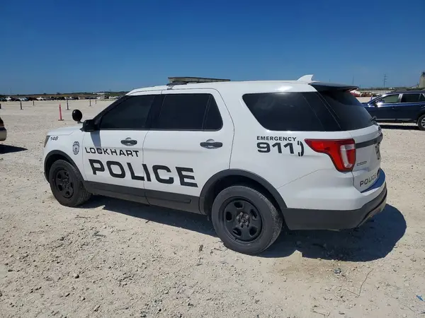 1FM5K8AR6HGE30545 2017 FORD EXPLORER - Image 2