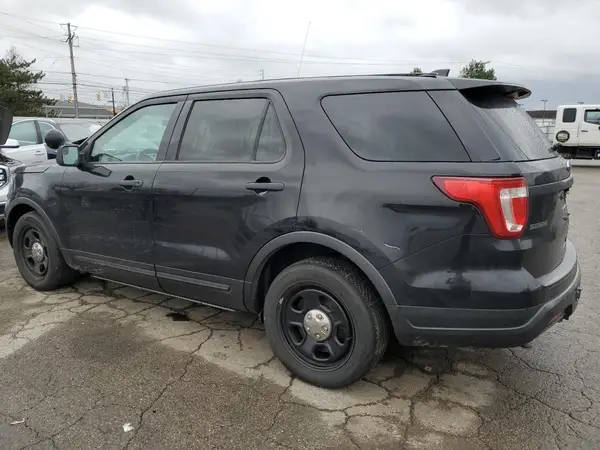 1FM5K8AR6JGC18881 2018 FORD EXPLORER - Image 2