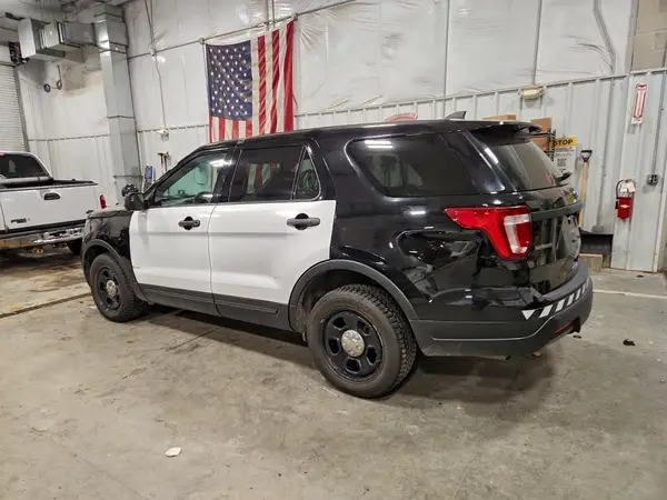 1FM5K8AR6JGC44154 2018 FORD EXPLORER - Image 2