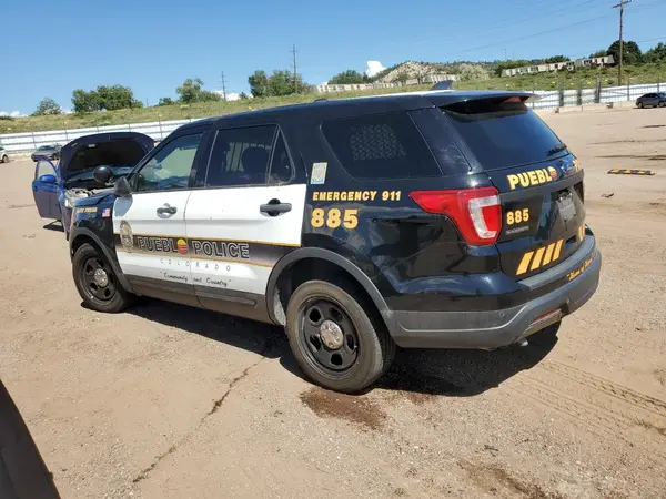 1FM5K8AR6JGC56076 2018 FORD EXPLORER - Image 2