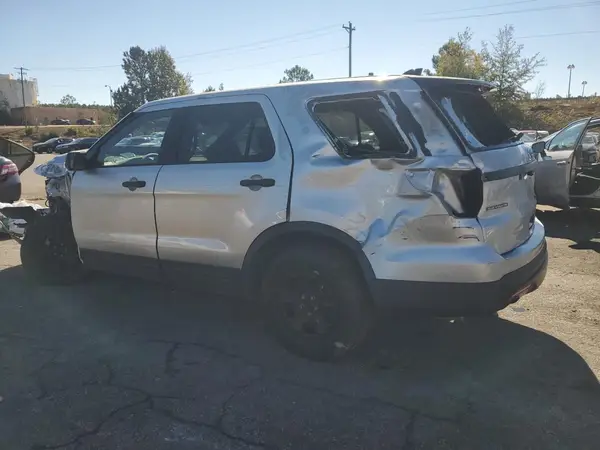 1FM5K8AR7GGA12378 2016 FORD EXPLORER - Image 2