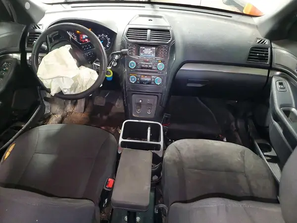 1FM5K8AR7GGA77697 2016 FORD EXPLORER - Image 8