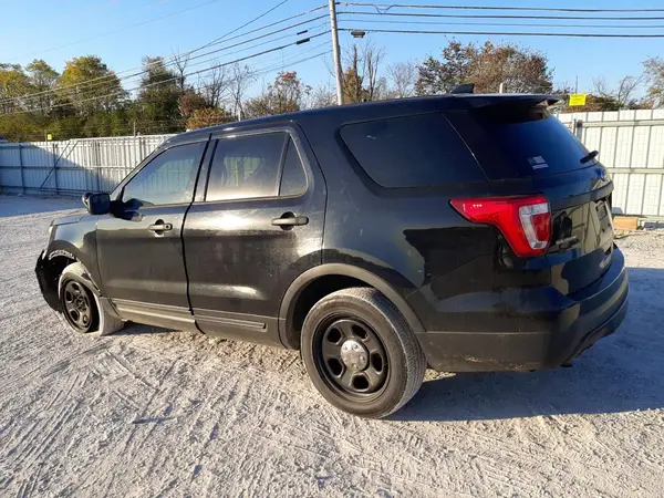 1FM5K8AR7GGC91590 2016 FORD EXPLORER - Image 2
