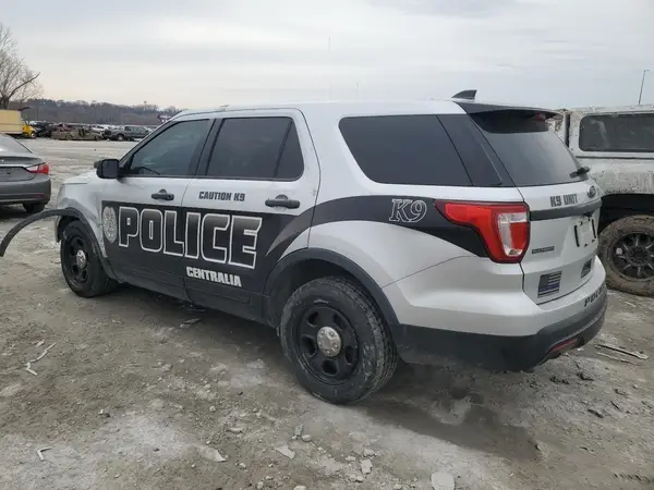 1FM5K8AR7GGD16133 2016 FORD EXPLORER - Image 2