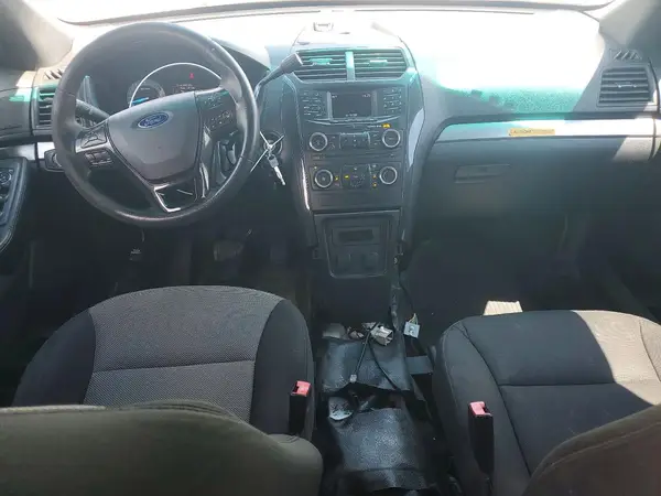 1FM5K8AR7HGB55557 2017 FORD EXPLORER - Image 8