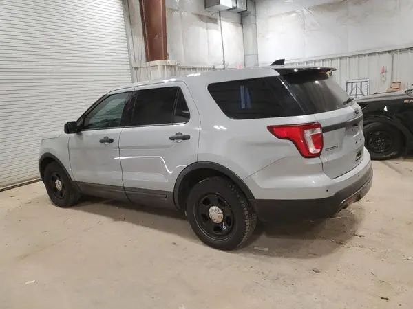 1FM5K8AR7HGC07804 2017 FORD EXPLORER - Image 2