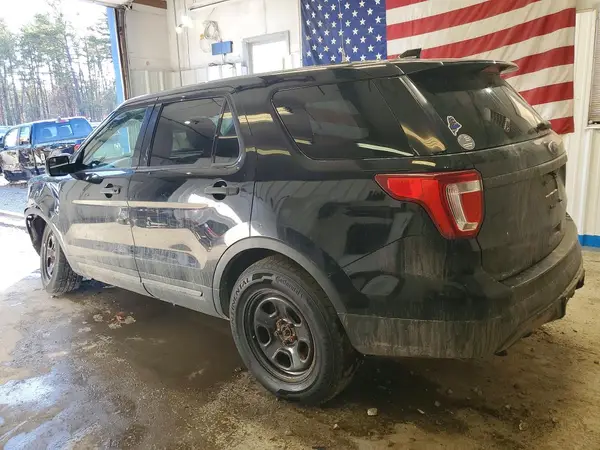 1FM5K8AR7HGC13988 2017 FORD EXPLORER - Image 2
