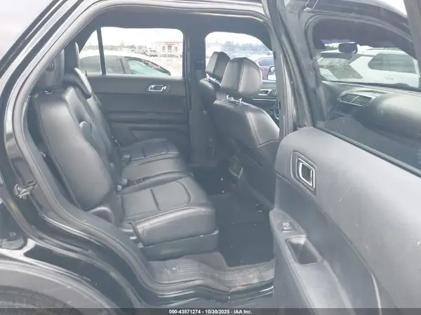 1FM5K8AR7HGC87220 2017 FORD EXPLORER - Image 8