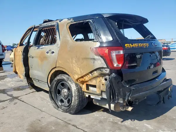 1FM5K8AR7HGD65379 2017 FORD EXPLORER - Image 2