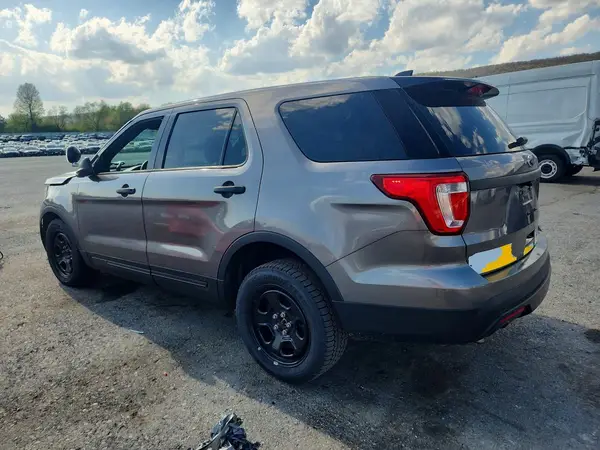 1FM5K8AR7HGD72266 2017 FORD EXPLORER - Image 2