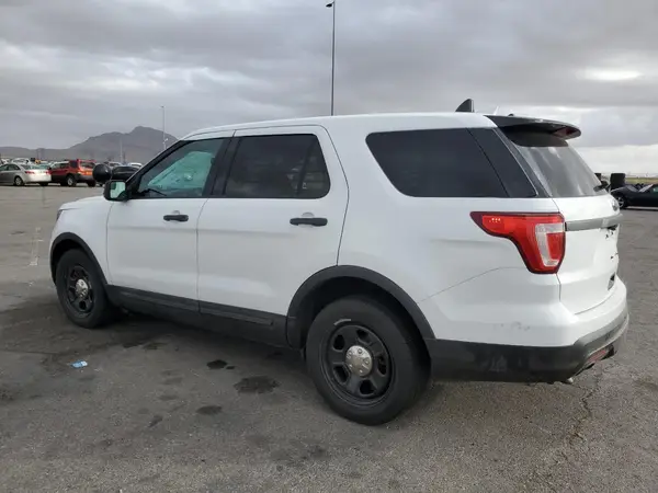 1FM5K8AR7HGE01247 2017 FORD EXPLORER - Image 2