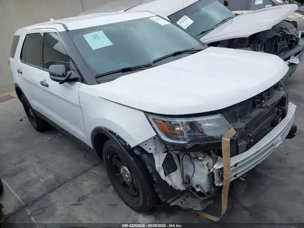 1FM5K8AR7HGE01281 2017 FORD EXPLORER - Image 1