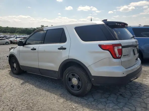 1FM5K8AR7HGE15620 2017 FORD EXPLORER - Image 2