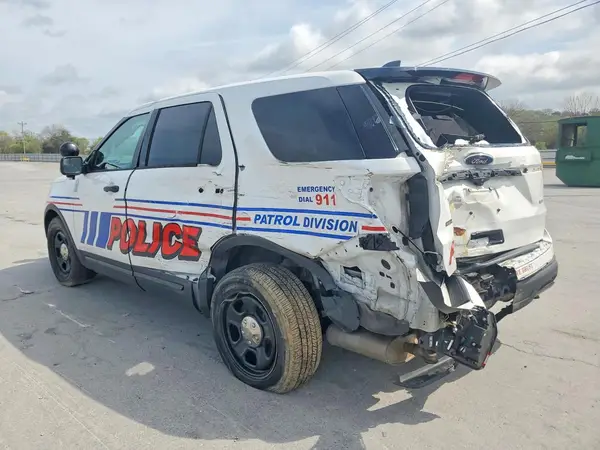 1FM5K8AR7JGA05096 2018 FORD EXPLORER - Image 2