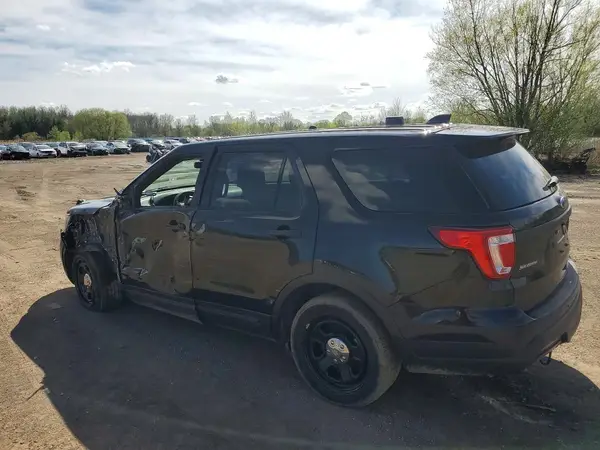 1FM5K8AR7JGB00094 2018 FORD EXPLORER - Image 2