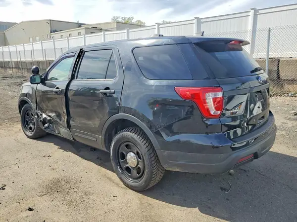 1FM5K8AR7KGA29769 2019 FORD EXPLORER - Image 2