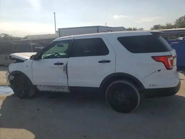 1FM5K8AR8GGA36785 2016 FORD EXPLORER - Image 2