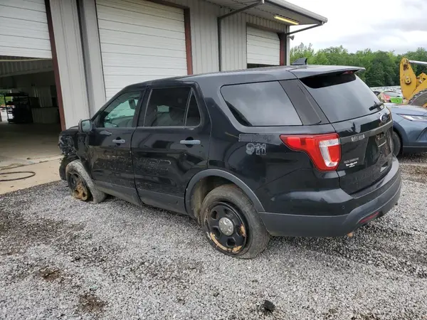 1FM5K8AR8HGB54305 2017 FORD EXPLORER - Image 2