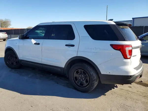 1FM5K8AR8JGB46307 2018 FORD EXPLORER - Image 2