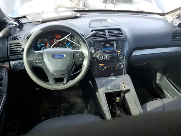 1FM5K8AR8JGB47764 2018 FORD EXPLORER - Image 8