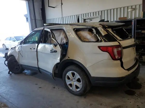 1FM5K8AR8KGA28727 2019 FORD EXPLORER - Image 2
