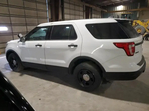 1FM5K8AR8KGA31661 2019 FORD EXPLORER - Image 2