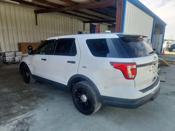 1FM5K8AR8KGB27922 2019 FORD EXPLORER - Image 2