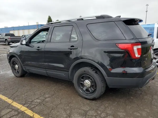 1FM5K8AR9GGA28467 2016 FORD EXPLORER - Image 2