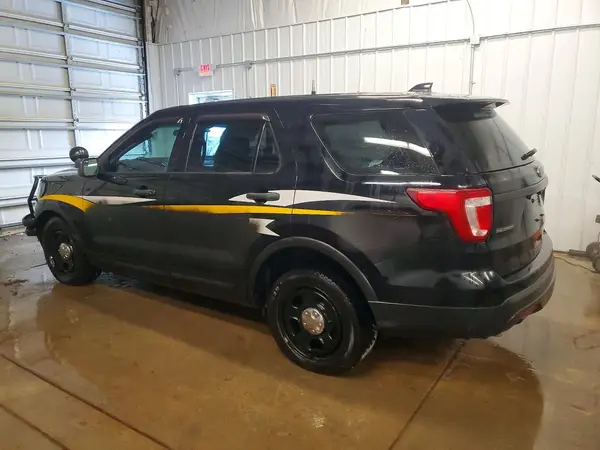 1FM5K8AR9GGA47133 2016 FORD EXPLORER - Image 2