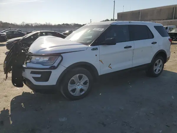 1FM5K8AR9GGB19433 2016 FORD EXPLORER - Image 1