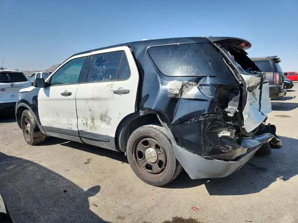 1FM5K8AR9GGB54490 2016 FORD EXPLORER - Image 2