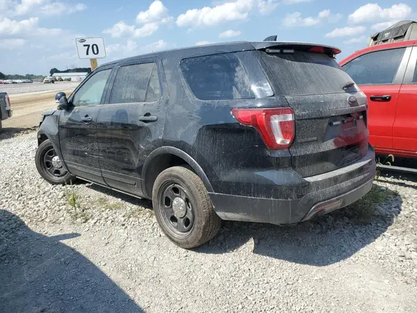 1FM5K8AR9GGB65618 2016 FORD EXPLORER - Image 2