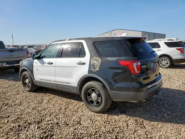 1FM5K8AR9GGB65666 2016 FORD EXPLORER - Image 2