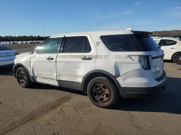 1FM5K8AR9GGC42360 2016 FORD EXPLORER - Image 2