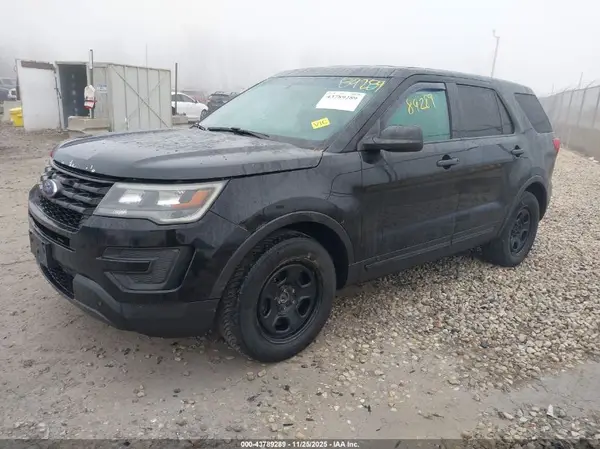 1FM5K8AR9HGA44508 2017 FORD EXPLORER - Image 2