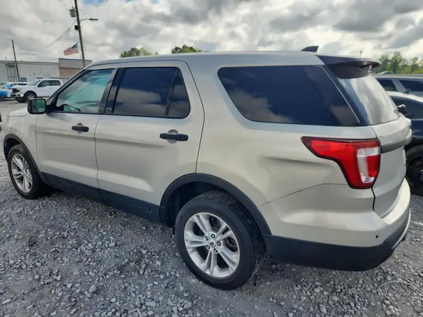 1FM5K8AR9HGA71109 2017 FORD EXPLORER - Image 2