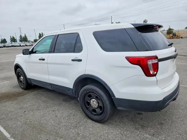 1FM5K8AR9HGB54989 2017 FORD EXPLORER - Image 2