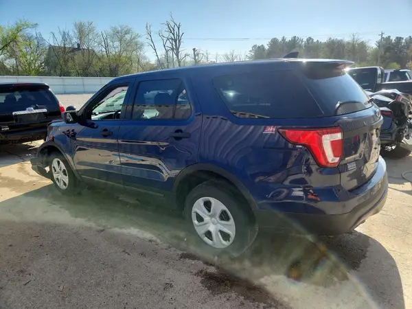 1FM5K8AR9HGB83196 2017 FORD EXPLORER - Image 2