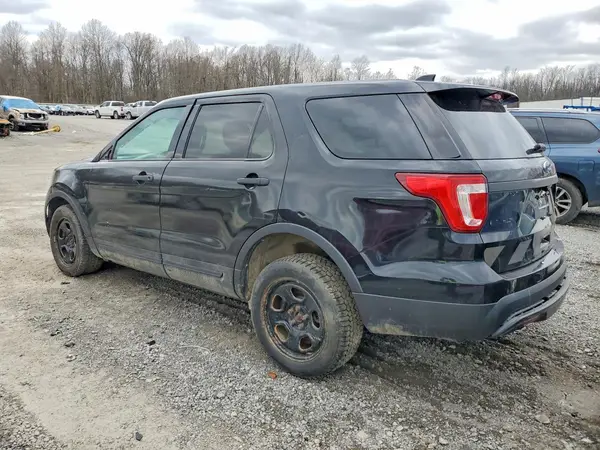 1FM5K8AR9HGC57961 2017 FORD EXPLORER - Image 2