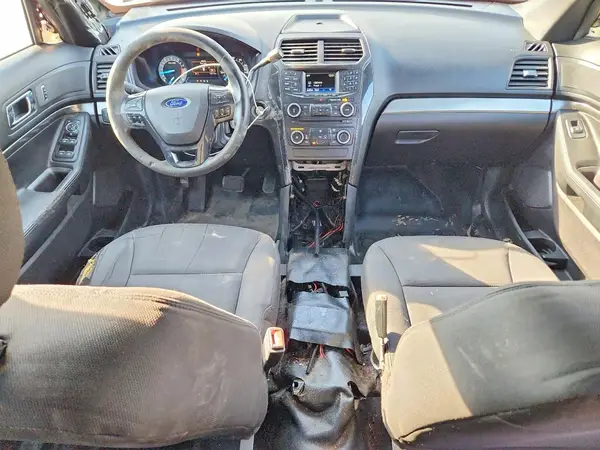 1FM5K8AR9HGC57961 2017 FORD EXPLORER - Image 8