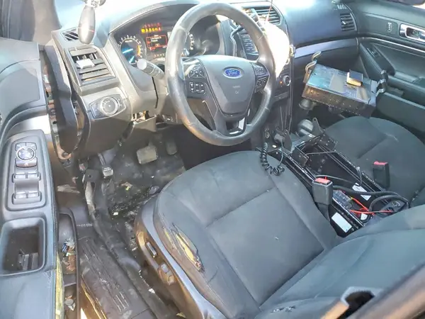 1FM5K8AR9HGD22579 2017 FORD EXPLORER - Image 8