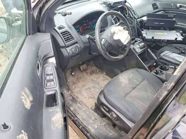1FM5K8AR9HGD58384 2017 FORD EXPLORER - Image 8