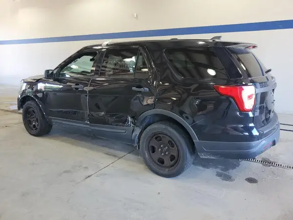 1FM5K8AR9KGB23653 2019 FORD EXPLORER - Image 2