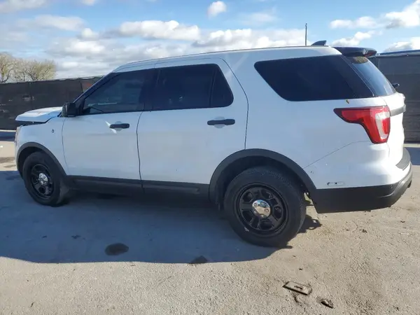 1FM5K8AR9KGB43840 2019 FORD EXPLORER - Image 2