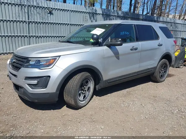 1FM5K8AR9KGB46219 2019 FORD EXPLORER - Image 2