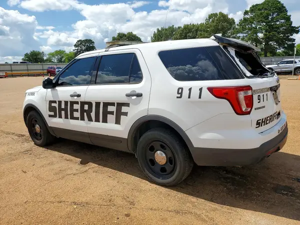1FM5K8ARXHGB55536 2017 FORD EXPLORER - Image 2